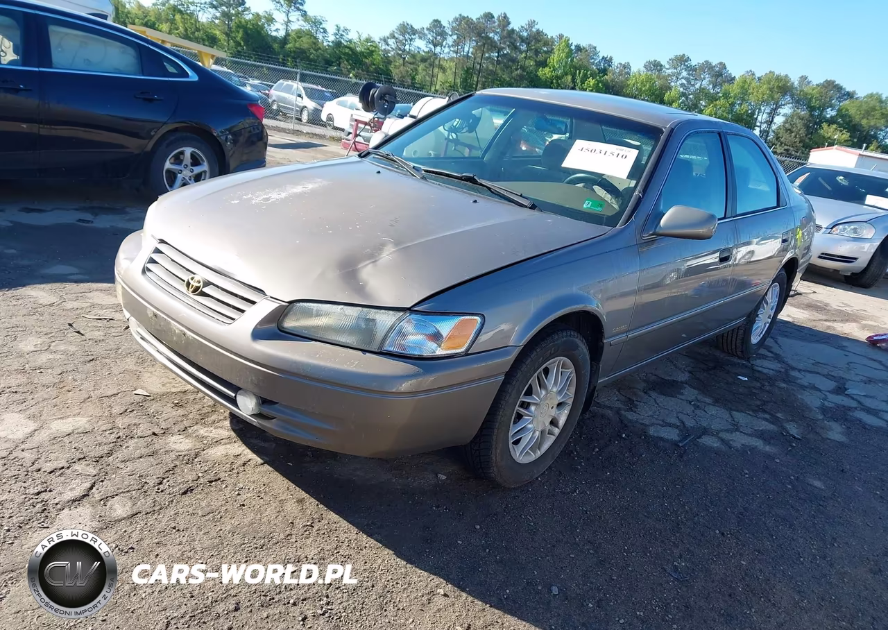1999 Toyota Camry Le VIN:4T1BG22K7XU872852 - 2