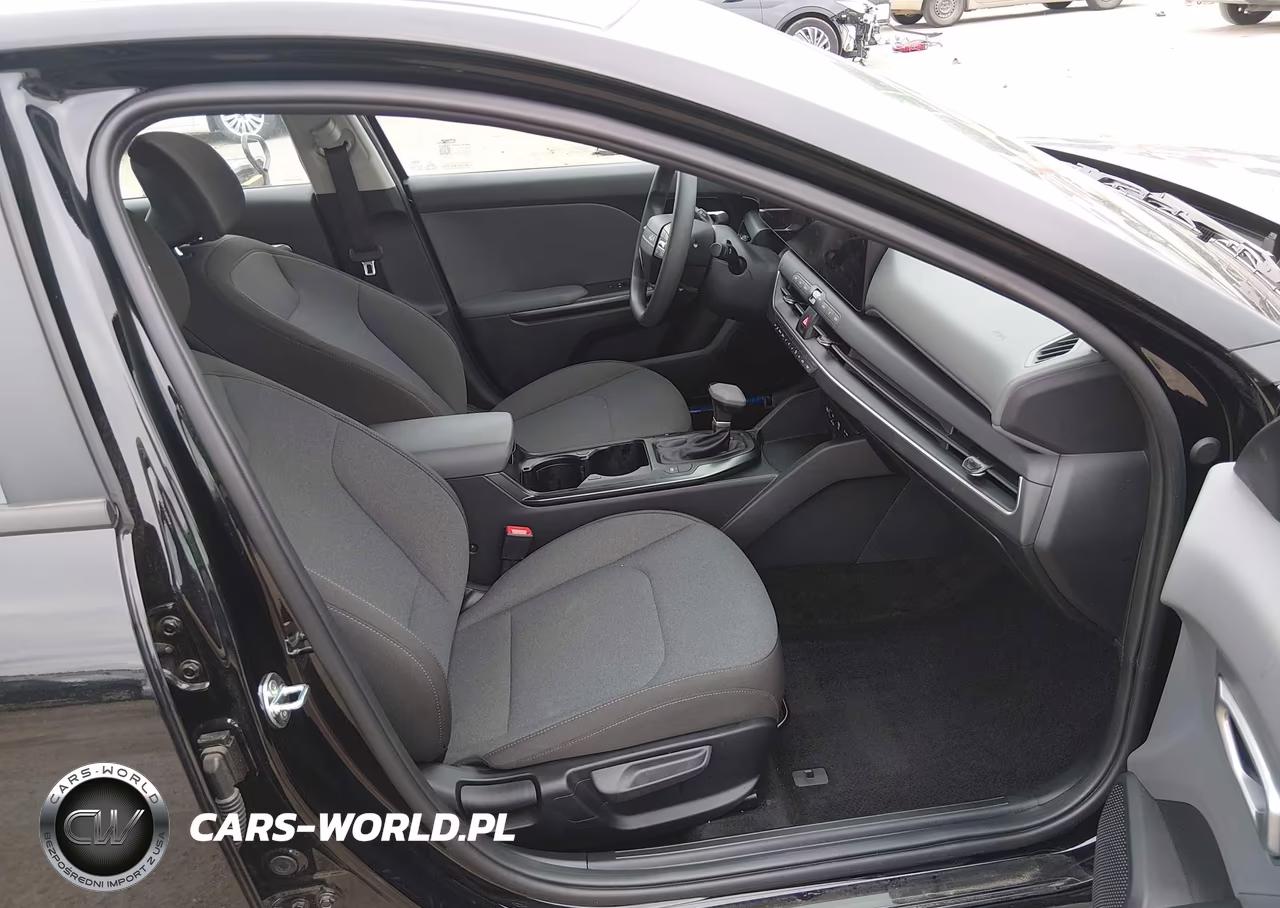 2025 Kia K4 Lxs VIN:3KPFT4DE5SE231291 - 5