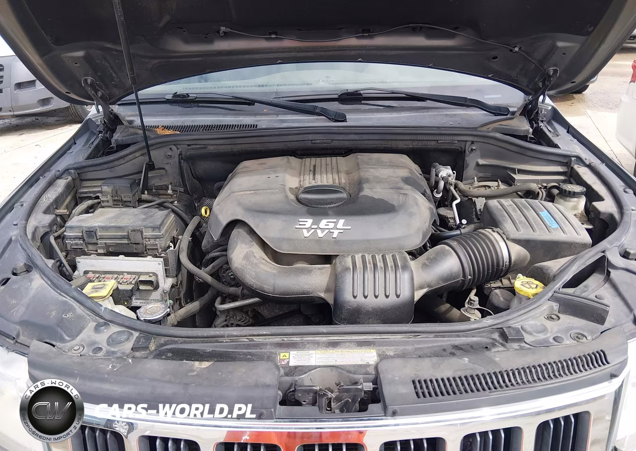 2013 Jeep Grand Cherokee Laredo VIN:1C4RJFAG3DC518708 - 10