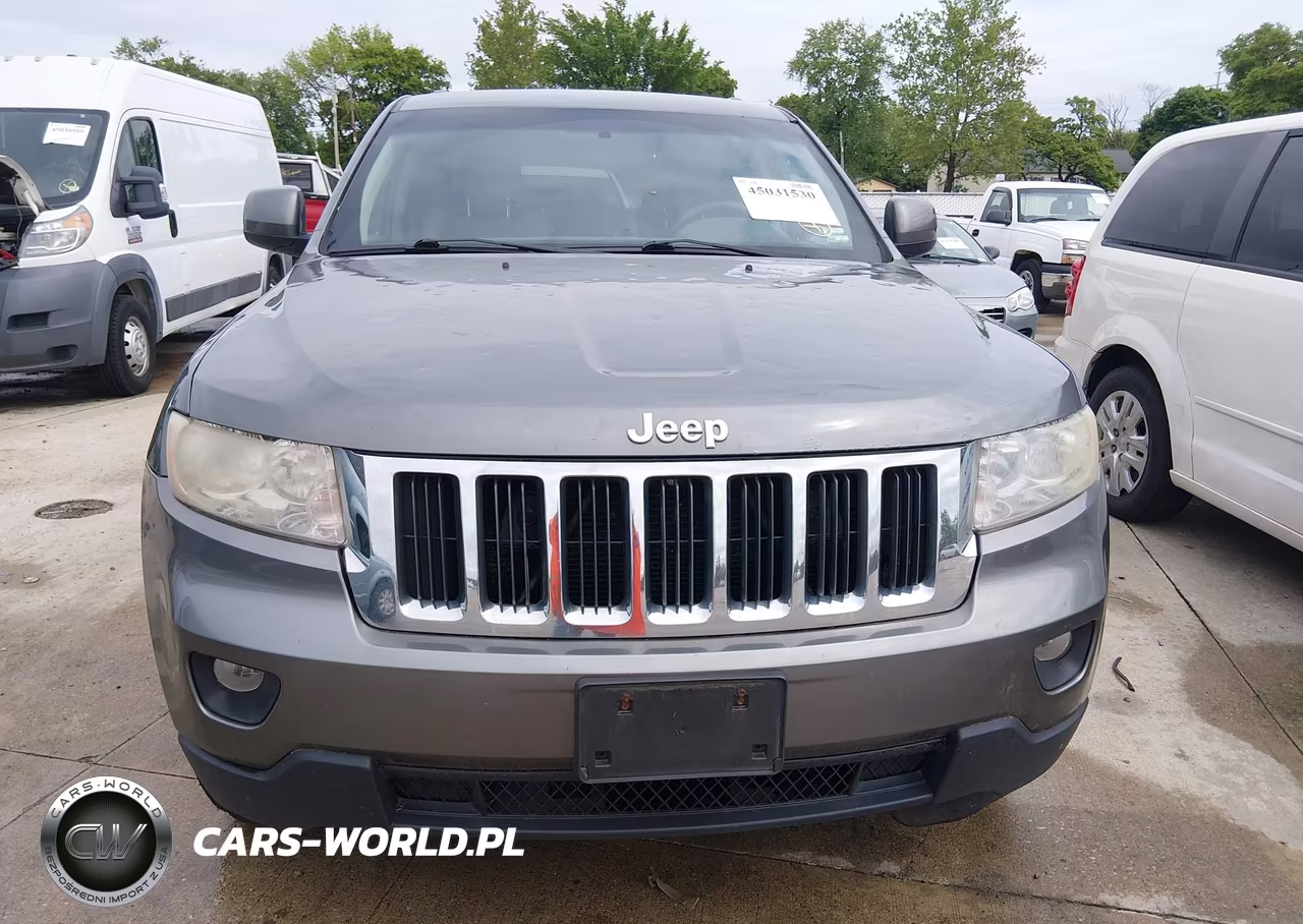 2013 Jeep Grand Cherokee Laredo VIN:1C4RJFAG3DC518708 - 12