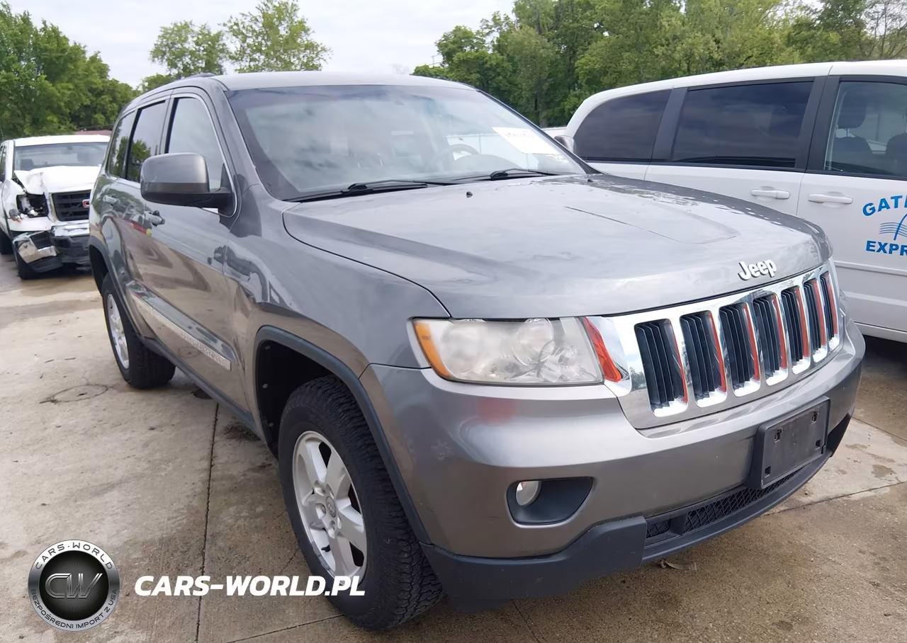 2013 Jeep Grand Cherokee Laredo VIN:1C4RJFAG3DC518708 - 6