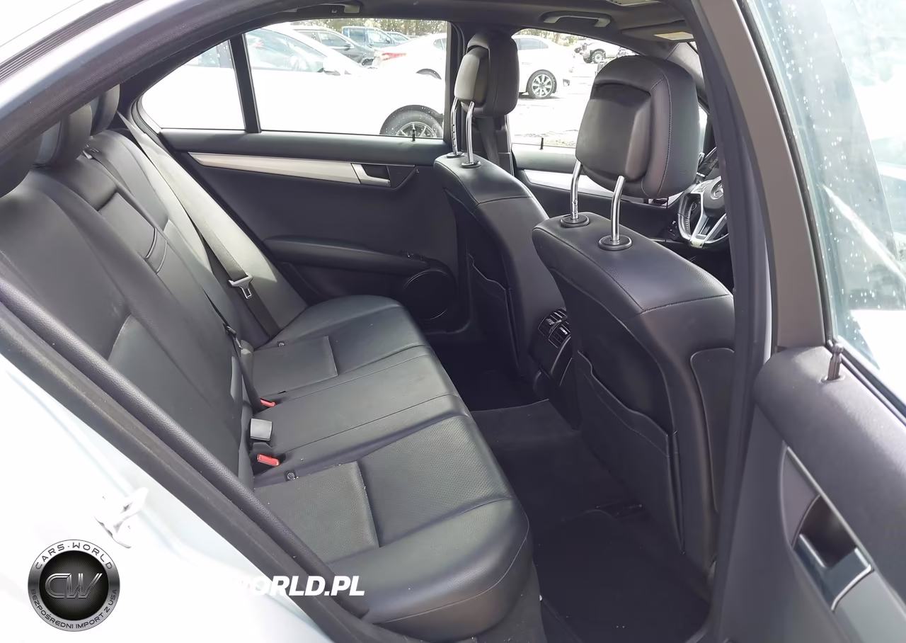 2013 Mercedes-Benz C 250 Sport VIN:WDDGF4HB5DA784224 - 8