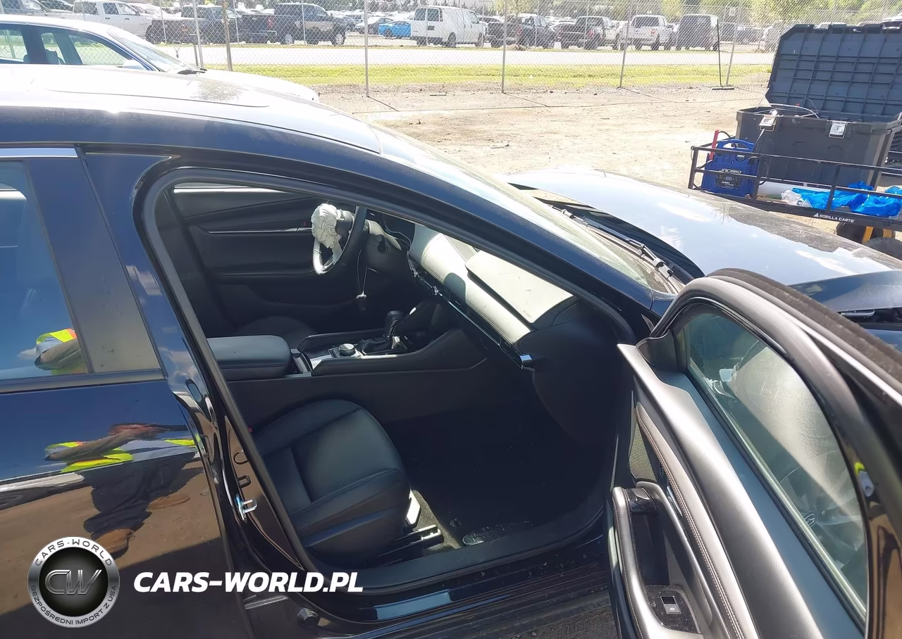 2025 Mazda Mazda3 2.5 S Preferred VIN:3MZBPACMXSM471076 - 5
