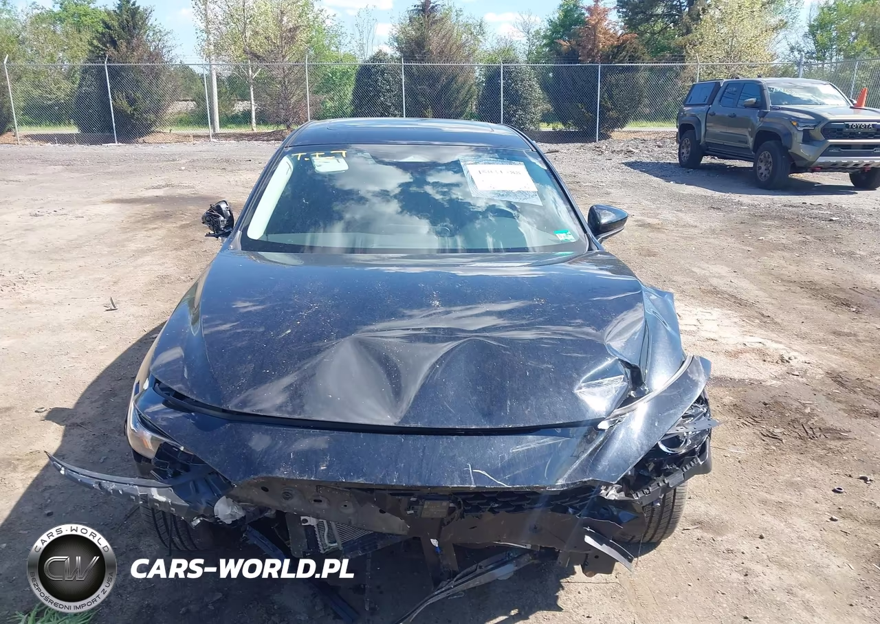 2025 Mazda Mazda3 2.5 S Preferred VIN:3MZBPACMXSM471076 - 6