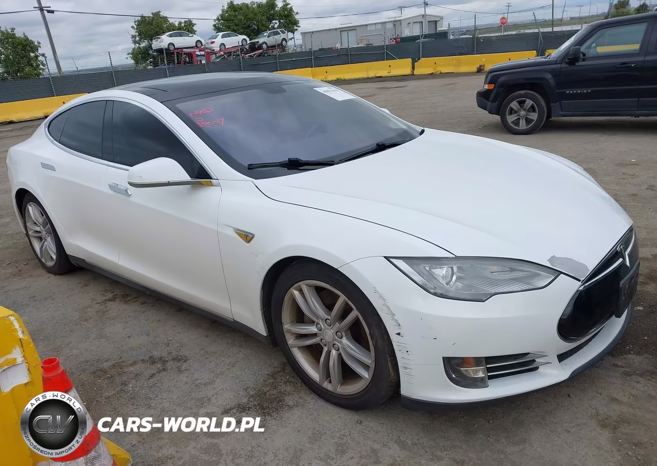 2013 Tesla Model S Performance