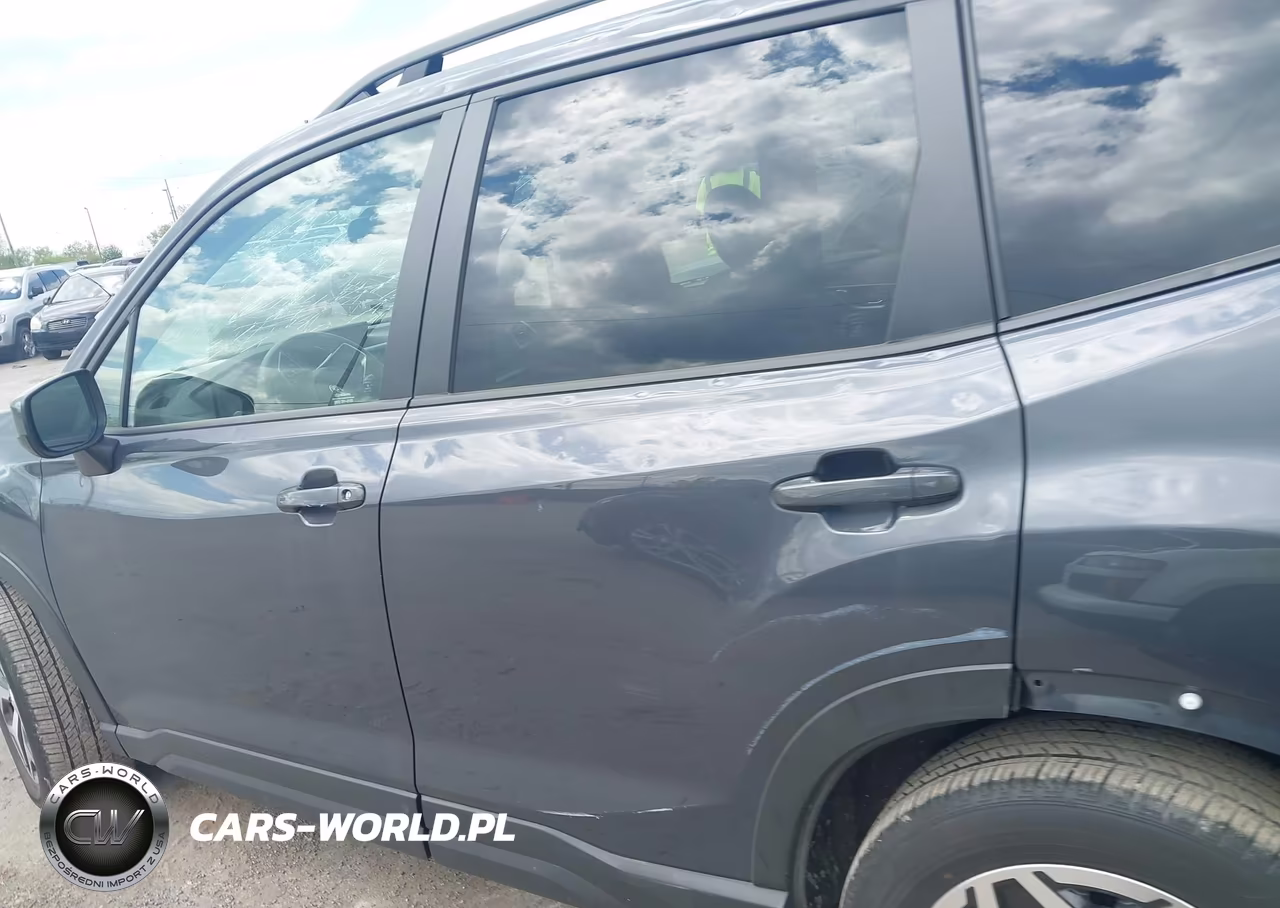 2024 Subaru Forester Premium VIN:JF2SKADC8RH516880 - 14