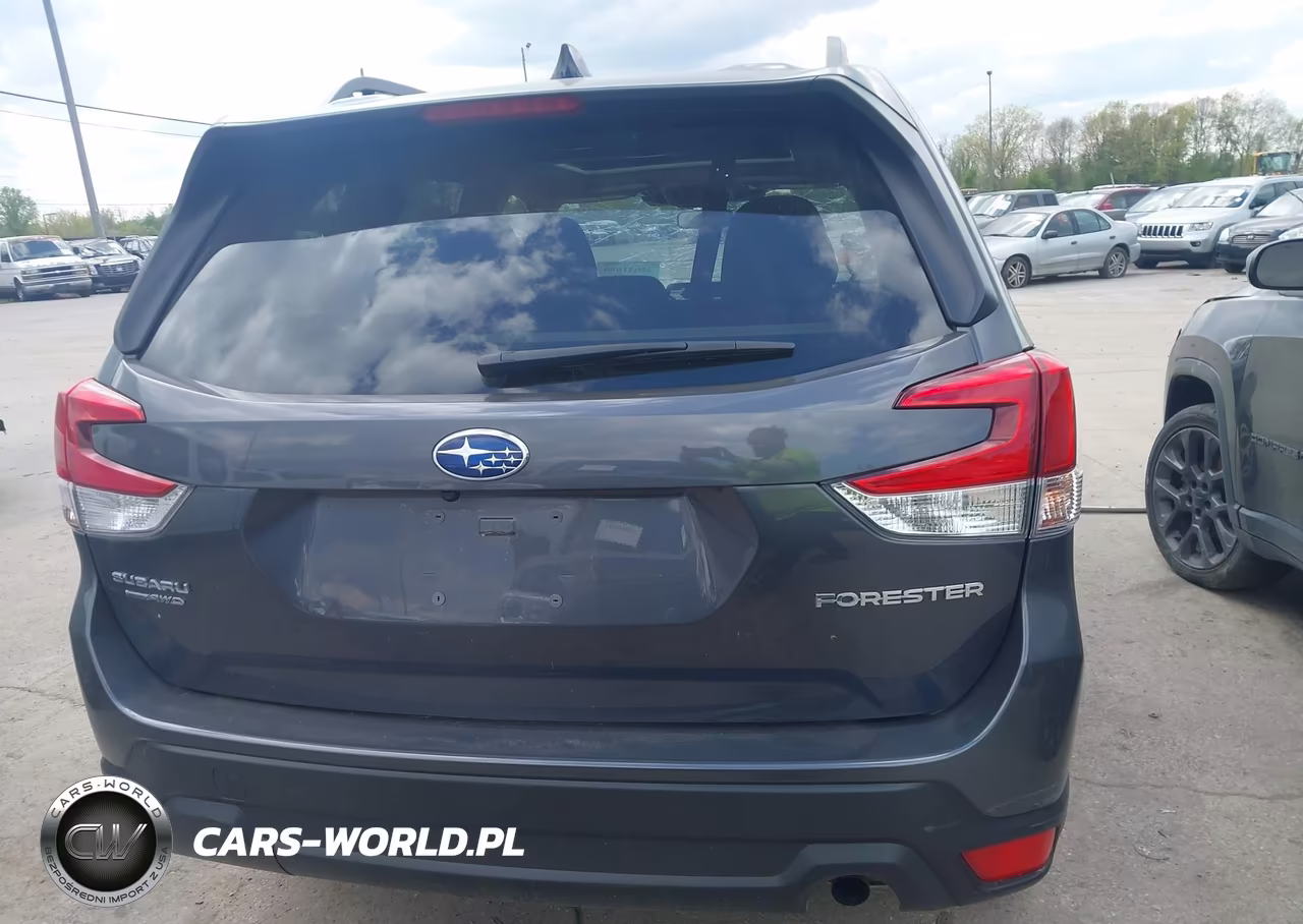 2024 Subaru Forester Premium VIN:JF2SKADC8RH516880 - 16