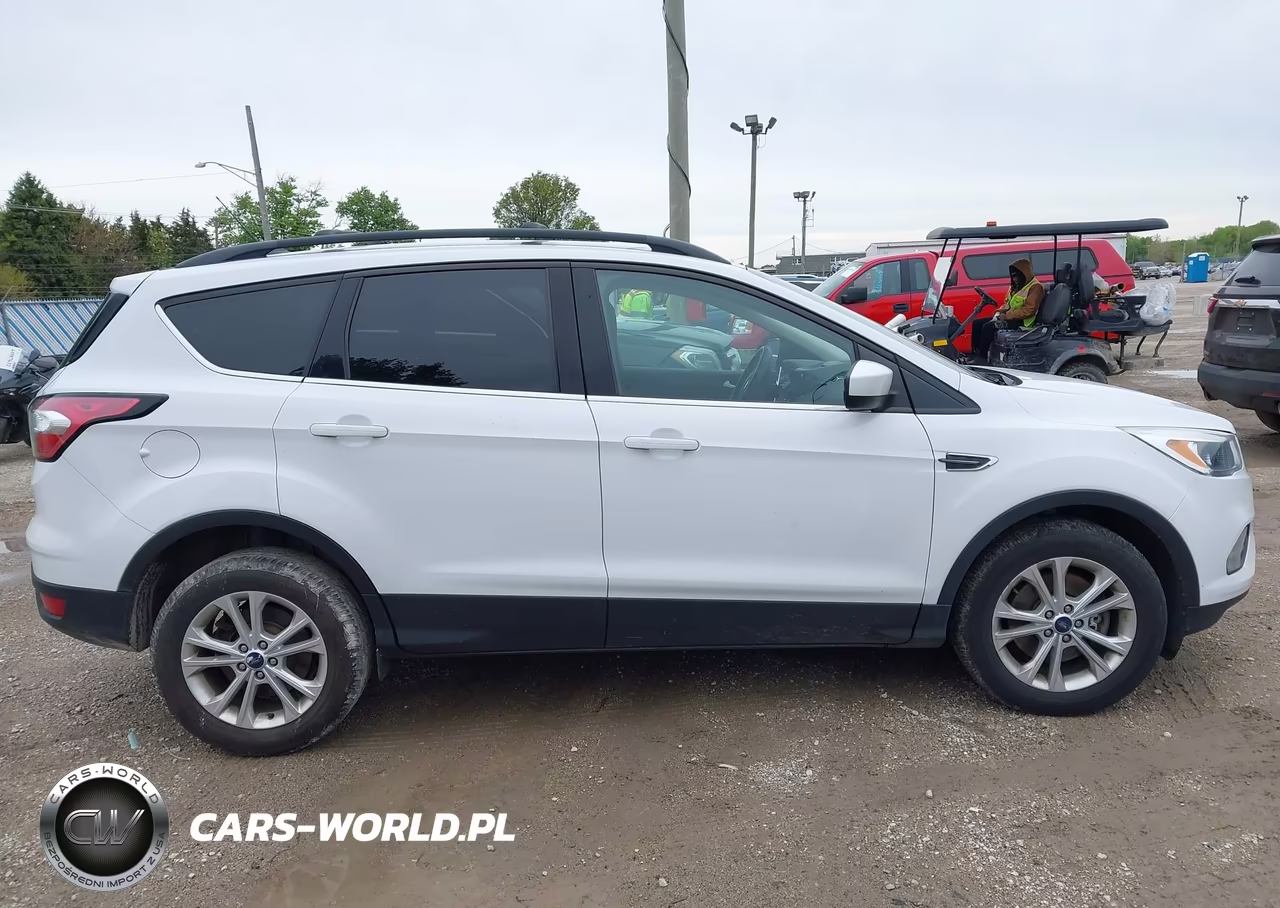 2018 Ford Escape Se VIN:1FMCU9GD5JUC49902 - 13