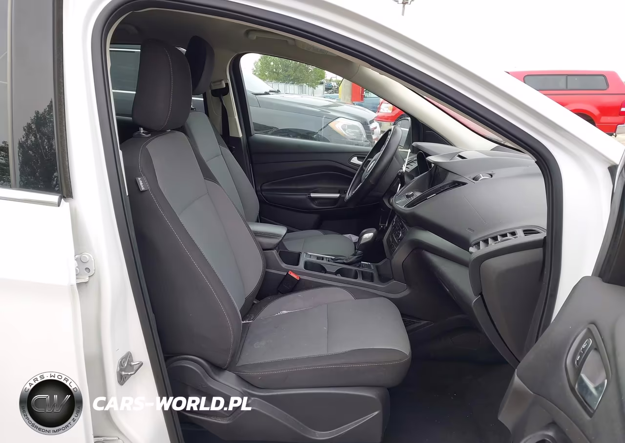 2018 Ford Escape Se VIN:1FMCU9GD5JUC49902 - 5