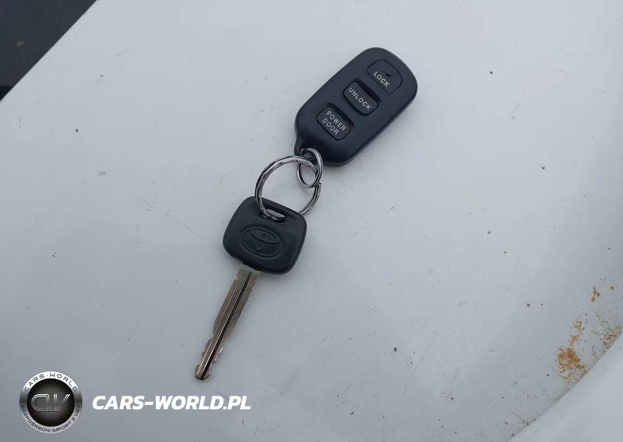 2004 Toyota Corolla S VIN:1NXBR32E44Z296658 - 11