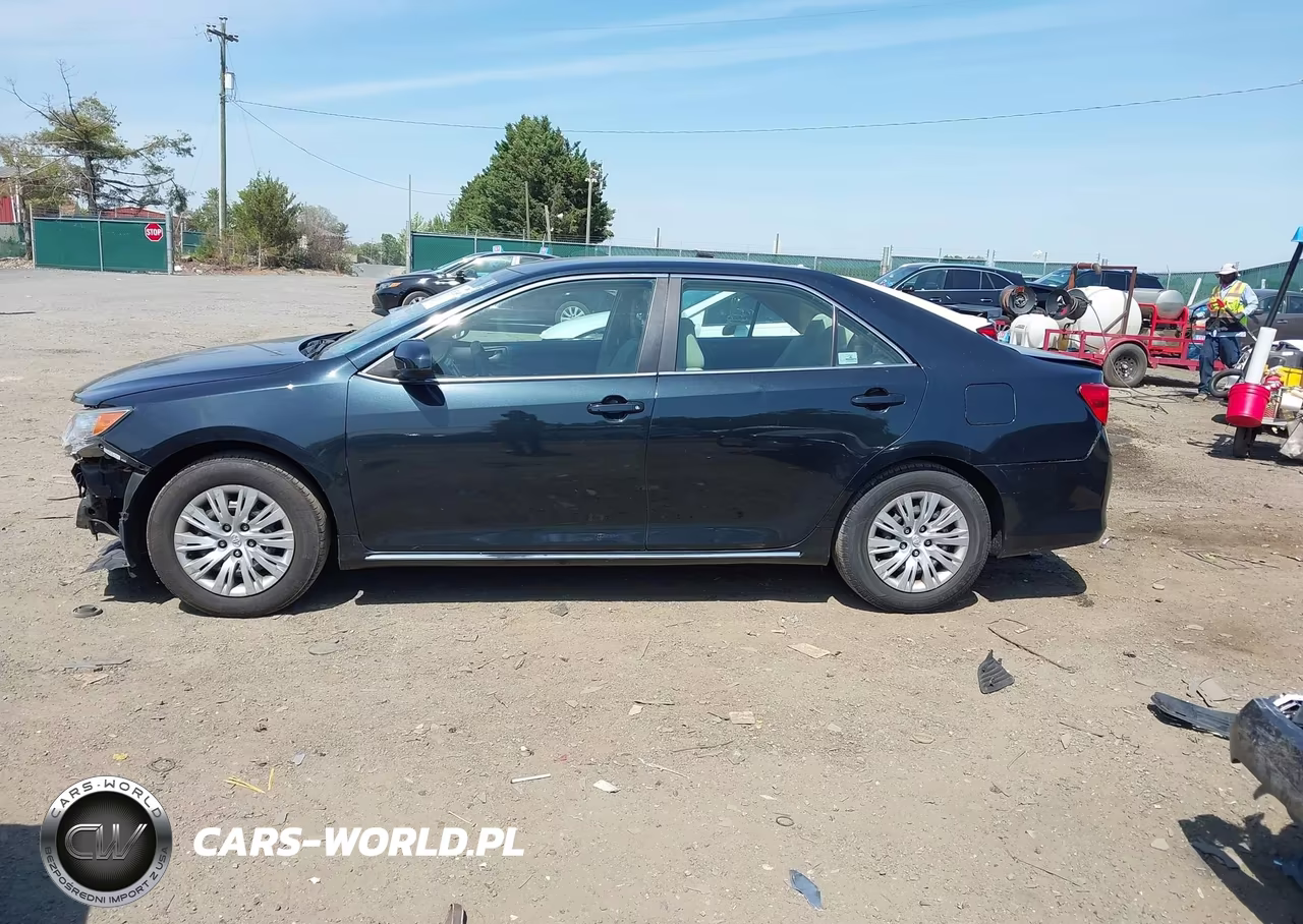 2012 Toyota Camry Le VIN:4T1BF1FK9CU005955 - 15
