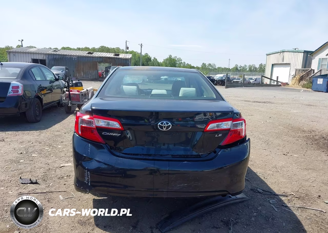 2012 Toyota Camry Le VIN:4T1BF1FK9CU005955 - 17