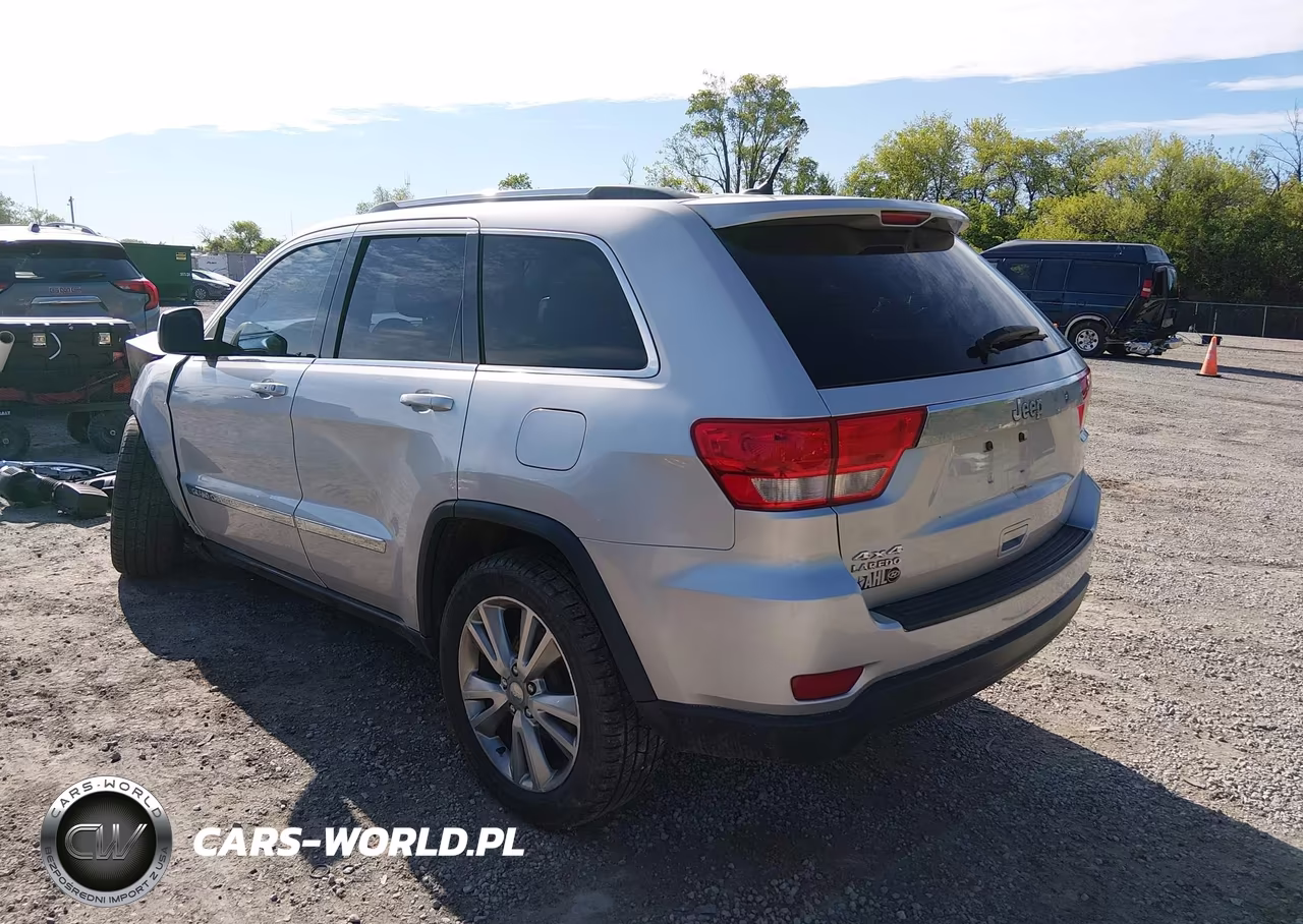 2012 Jeep Grand Cherokee Laredo VIN:1C4RJFAG2CC289193 - 3