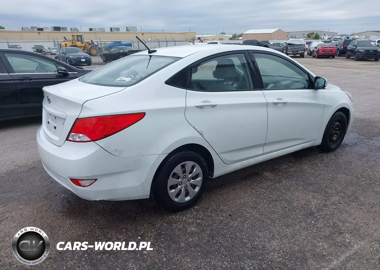 2016 Hyundai Accent Se VIN:KMHCT4AE3GU965357 - 4