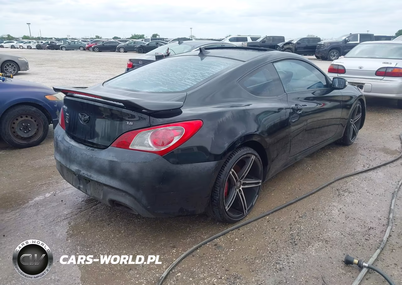 2010 Hyundai Genesis 3.8 Track VIN:KMHHU6KH1AU027856 - 4