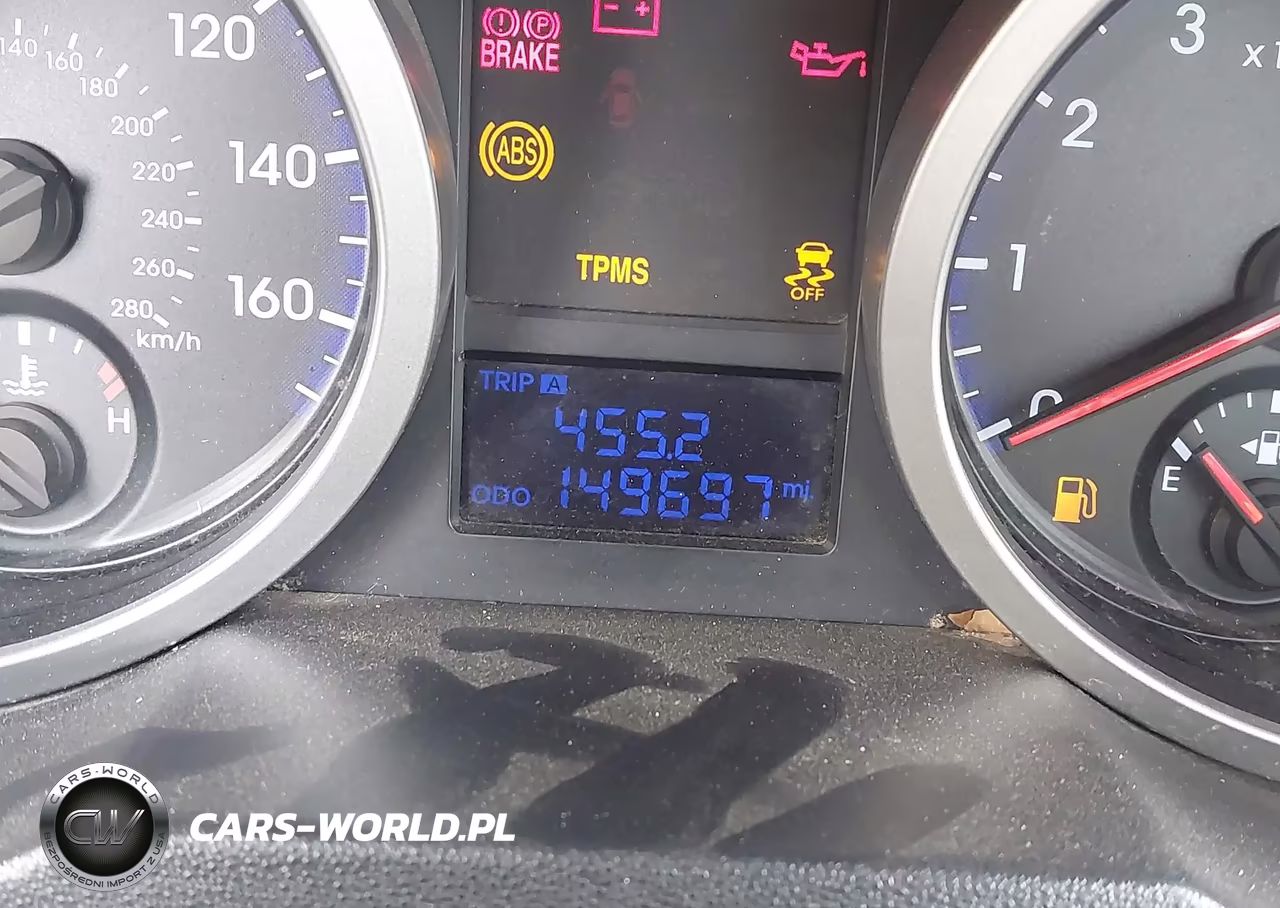 2010 Hyundai Genesis 3.8 Track VIN:KMHHU6KH1AU027856 - 7