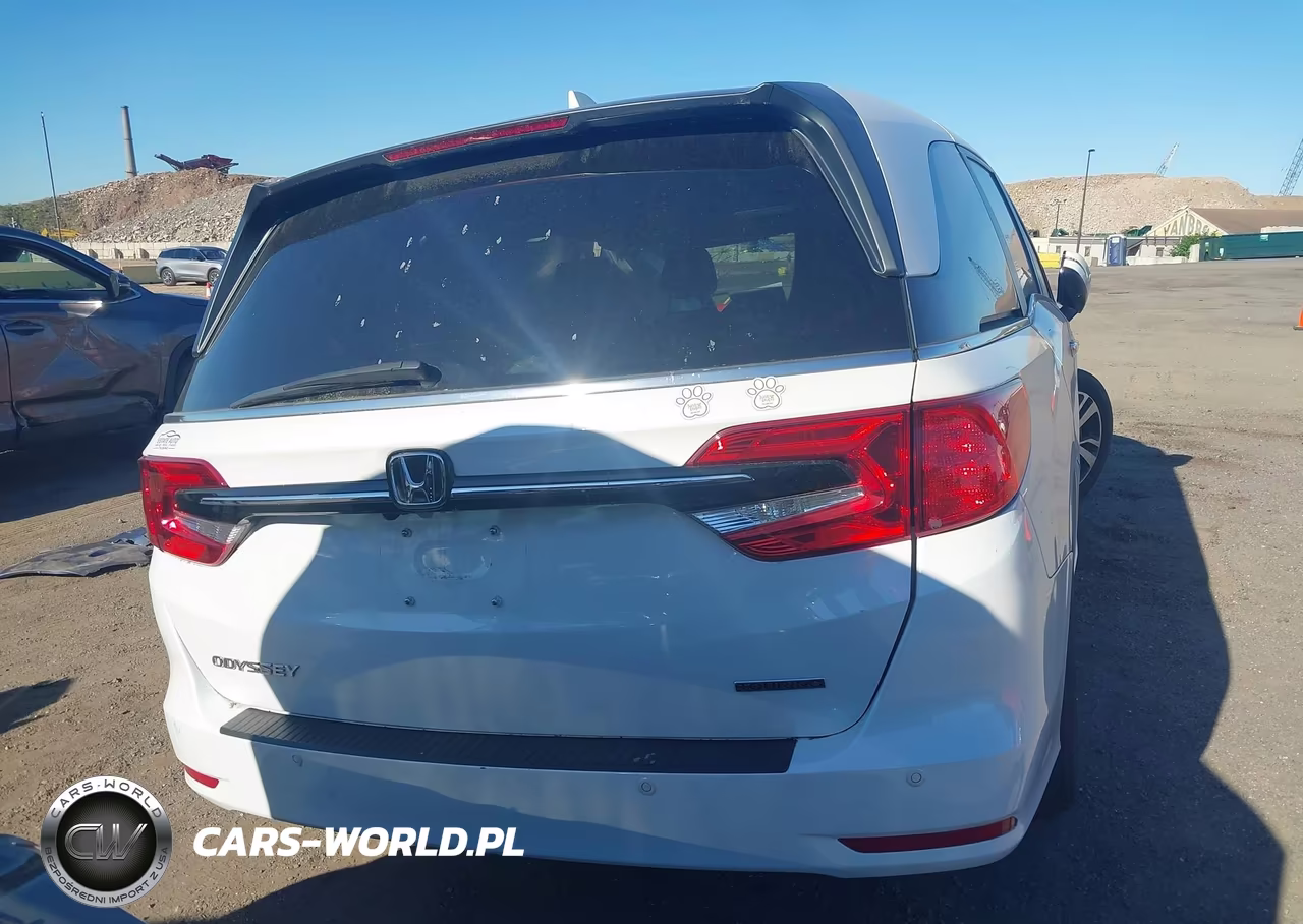 2023 Honda Odyssey Touring VIN:5FNRL6H89PB024191 - 15