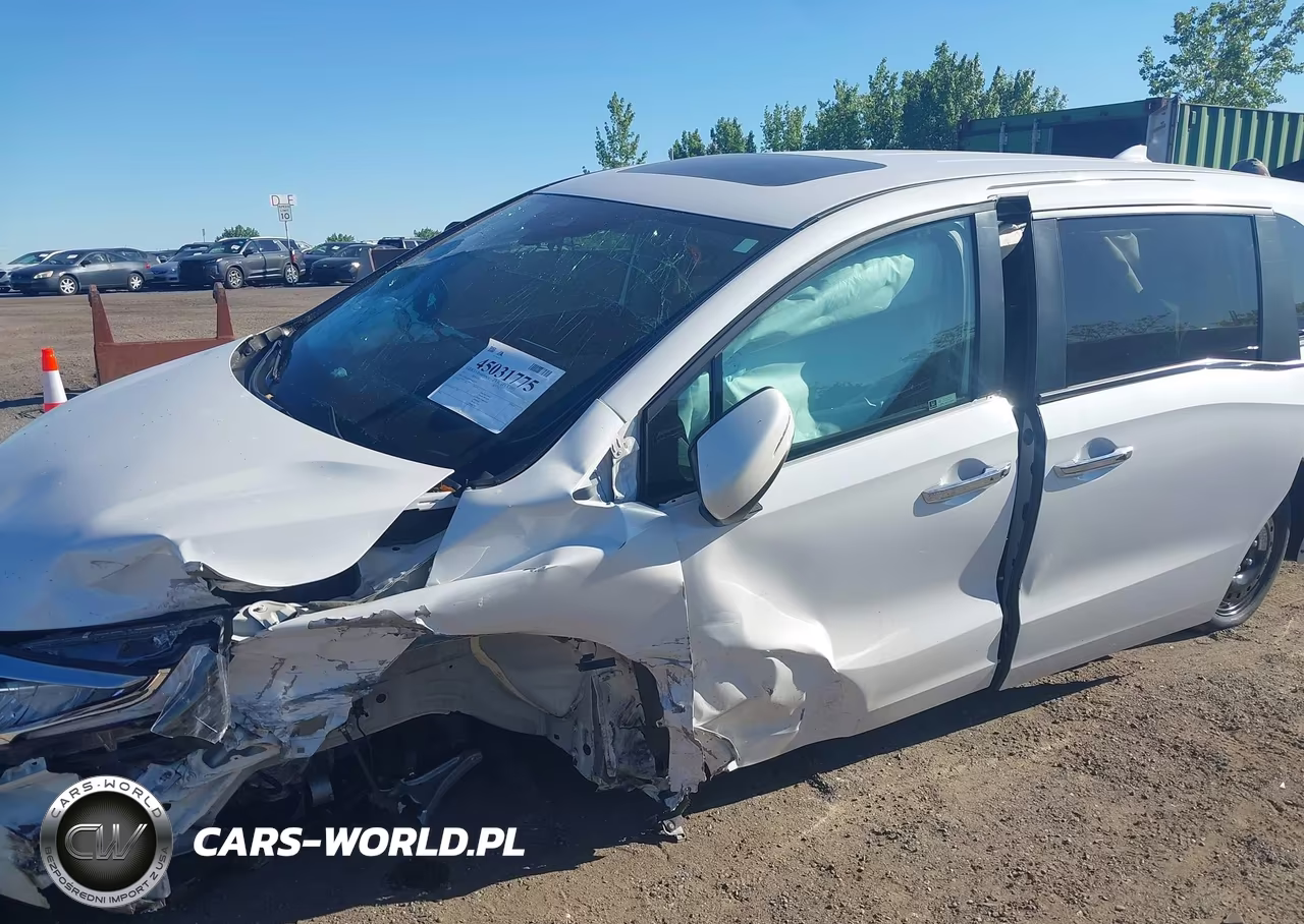 2023 Honda Odyssey Touring VIN:5FNRL6H89PB024191 - 6