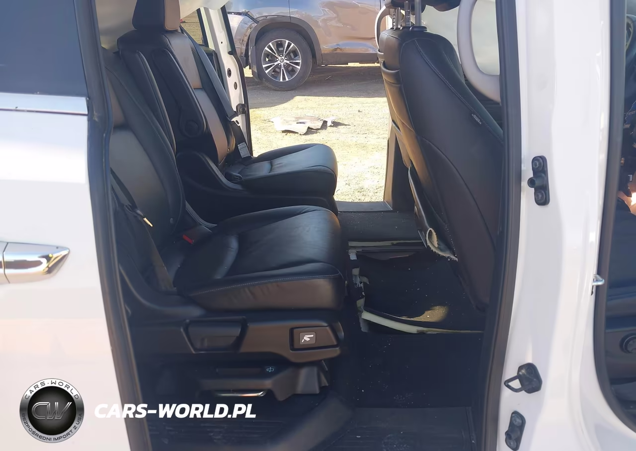 2023 Honda Odyssey Touring VIN:5FNRL6H89PB024191 - 8