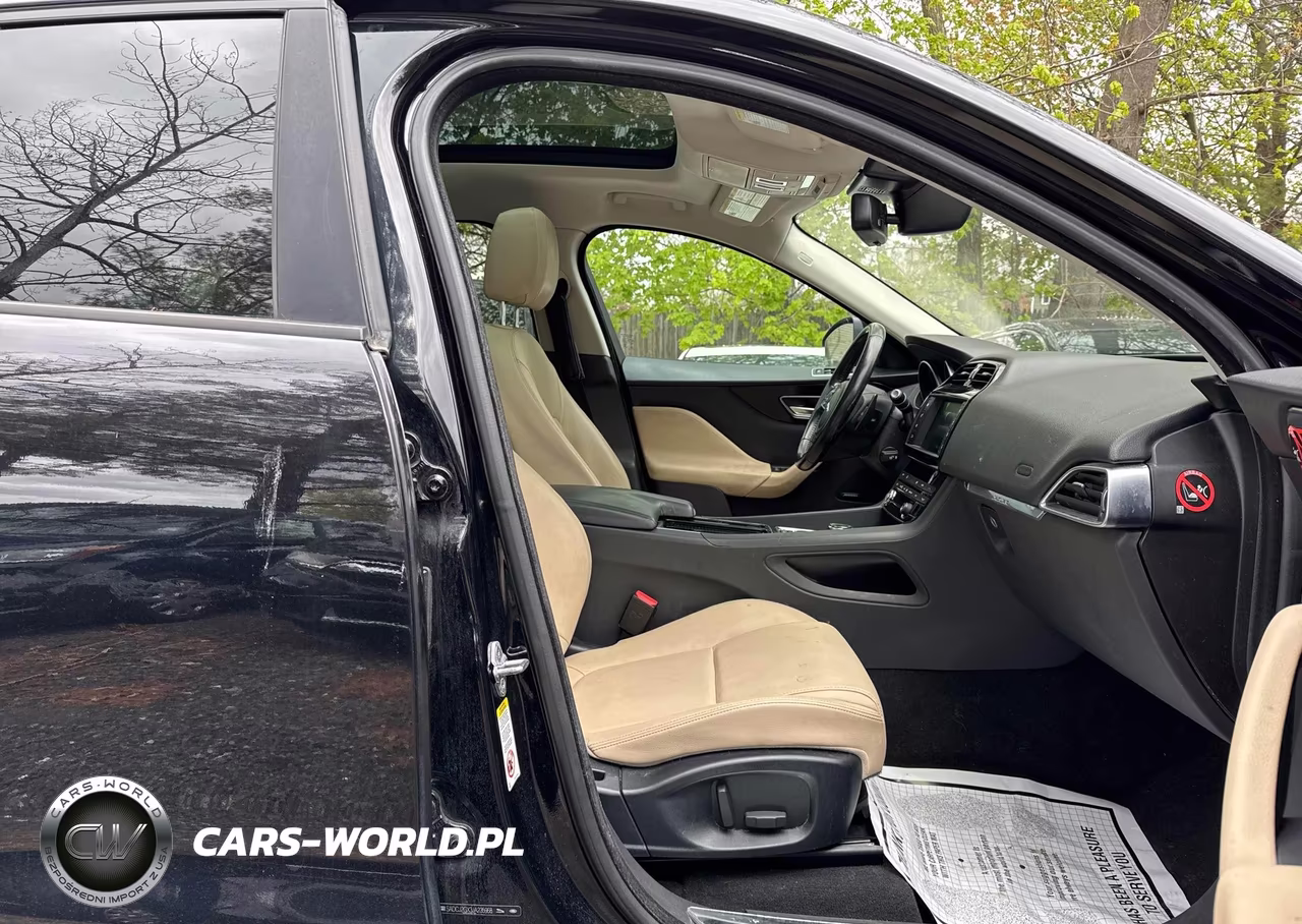 2018 Jaguar F-Pace Premium VIN:SADCJ2GX3JA235968 - 5