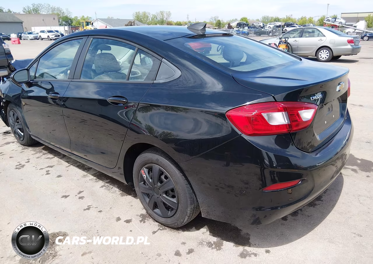 2017 Chevrolet Cruze Ls Auto VIN:1G1BC5SM4H7278392 - 3