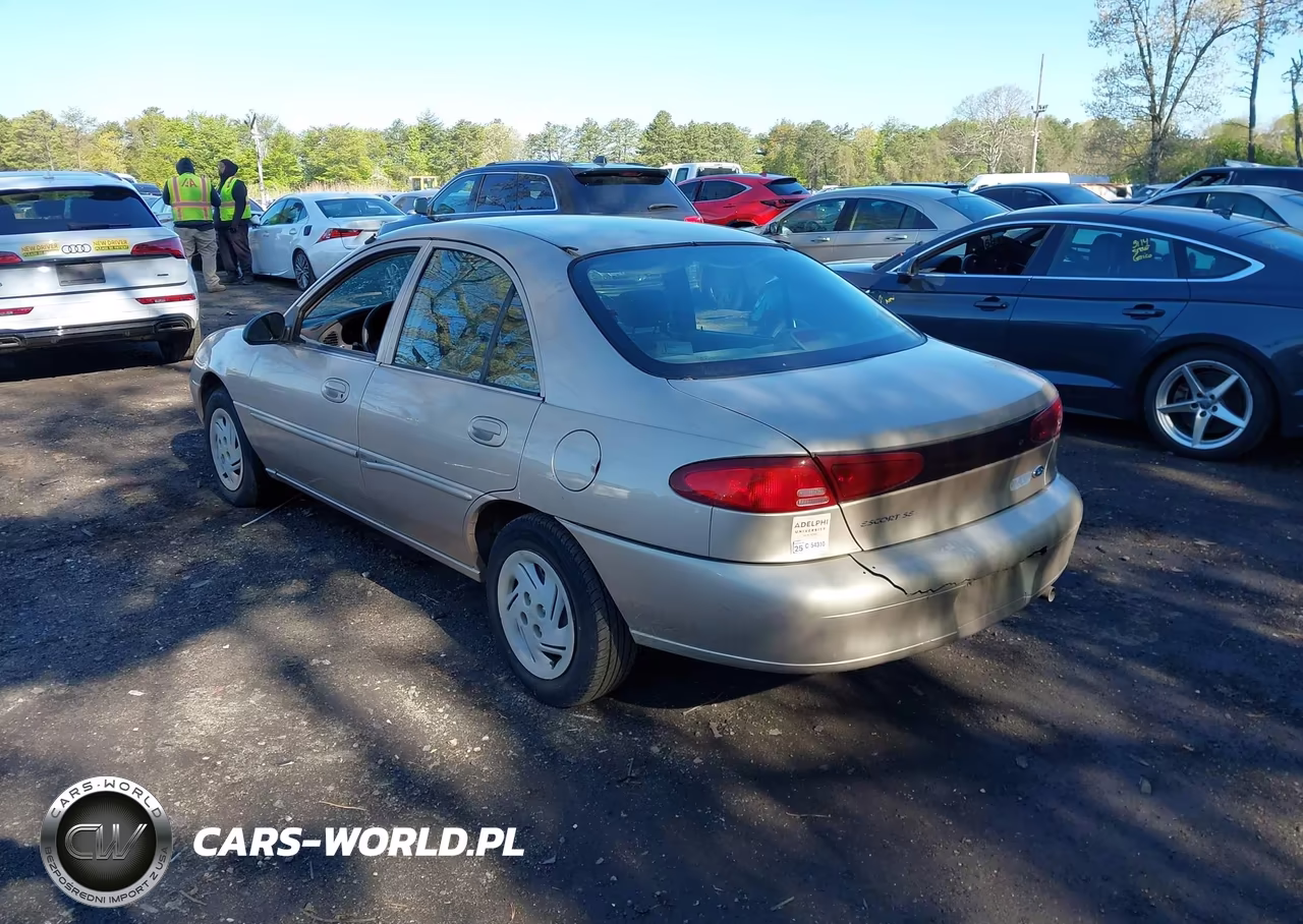 1999 Ford Escort Se VIN:1FAFP13P1XW225612 - 3