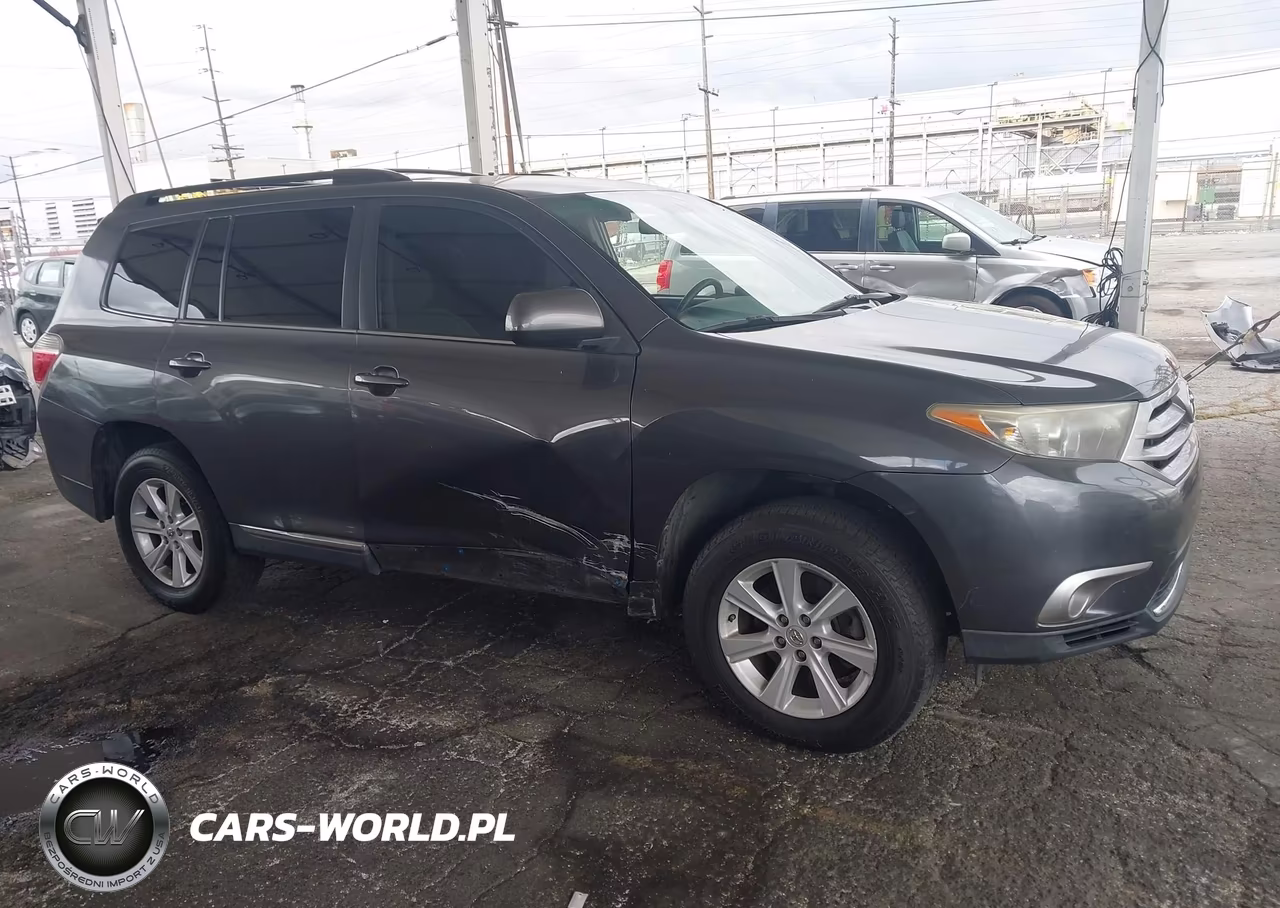 2013 Toyota Highlander Base Plus V6 VIN:5TDZK3EH5DS142204 - 13