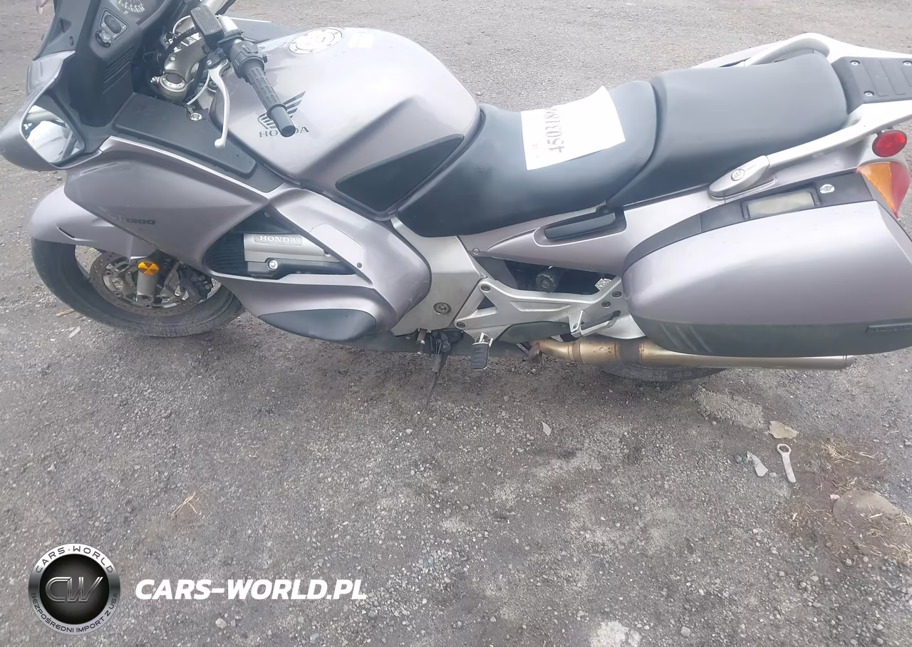 2003 Honda St1300 VIN:JH2SC51143M100367 - 9