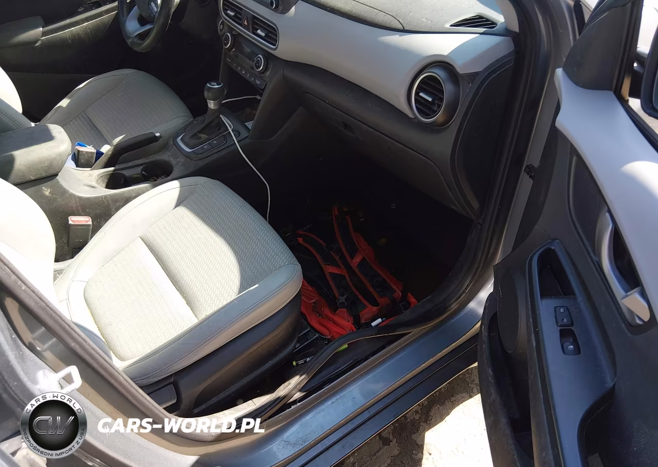 2020 Hyundai Kona Limited VIN:KM8K3CA50LU466631 - 5
