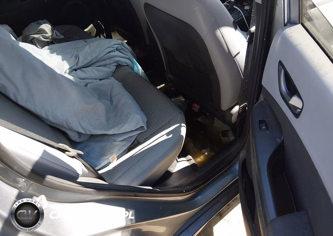 2020 Hyundai Kona Limited VIN:KM8K3CA50LU466631 - 8