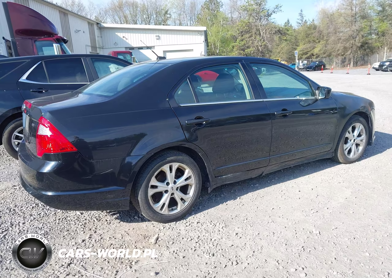 2012 Ford Fusion Se VIN:3FAHP0HA4CR221414 - 4