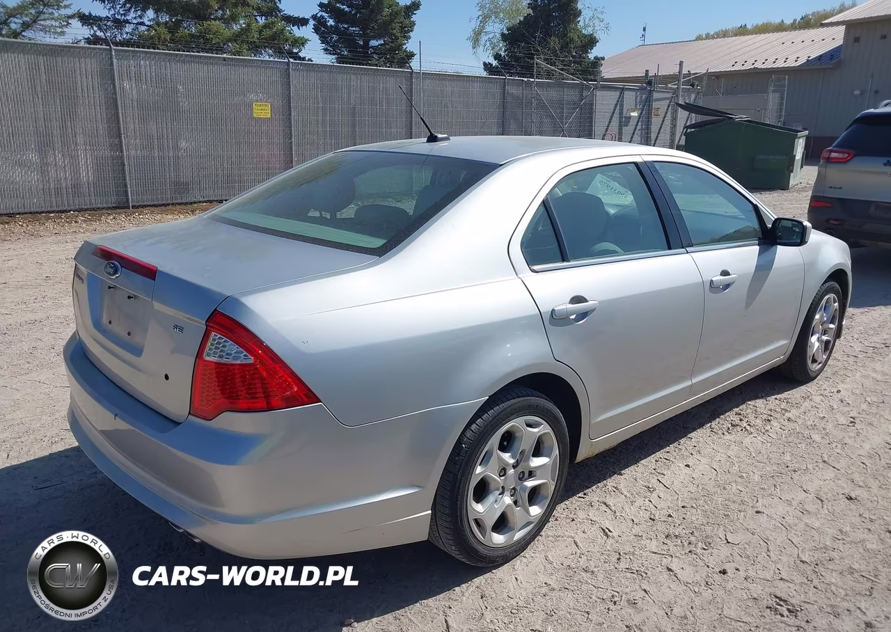 2011 Ford Fusion Se VIN:3FAHP0HA2BR252627 - 4