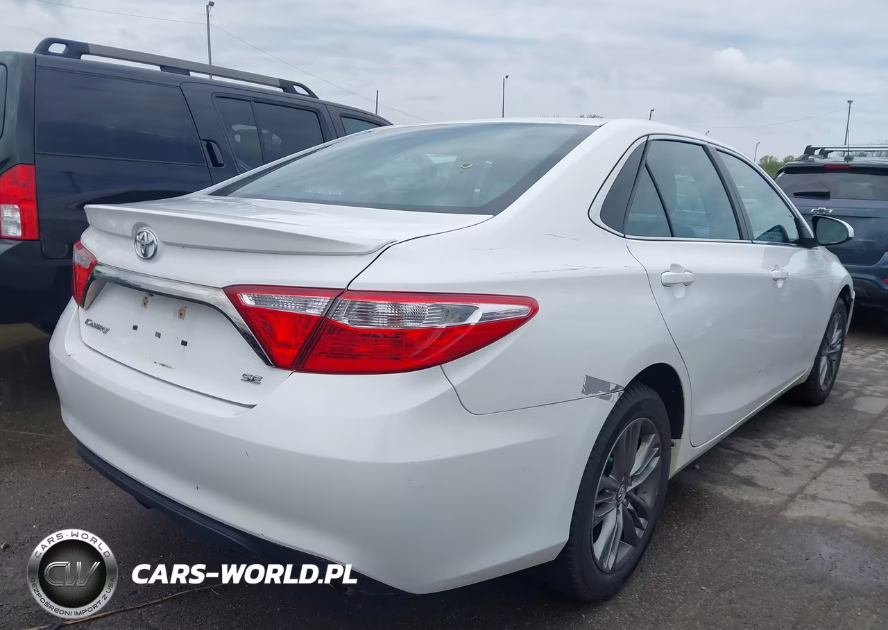2017 Toyota Camry Se VIN:4T1BF1FK0HU293212 - 4
