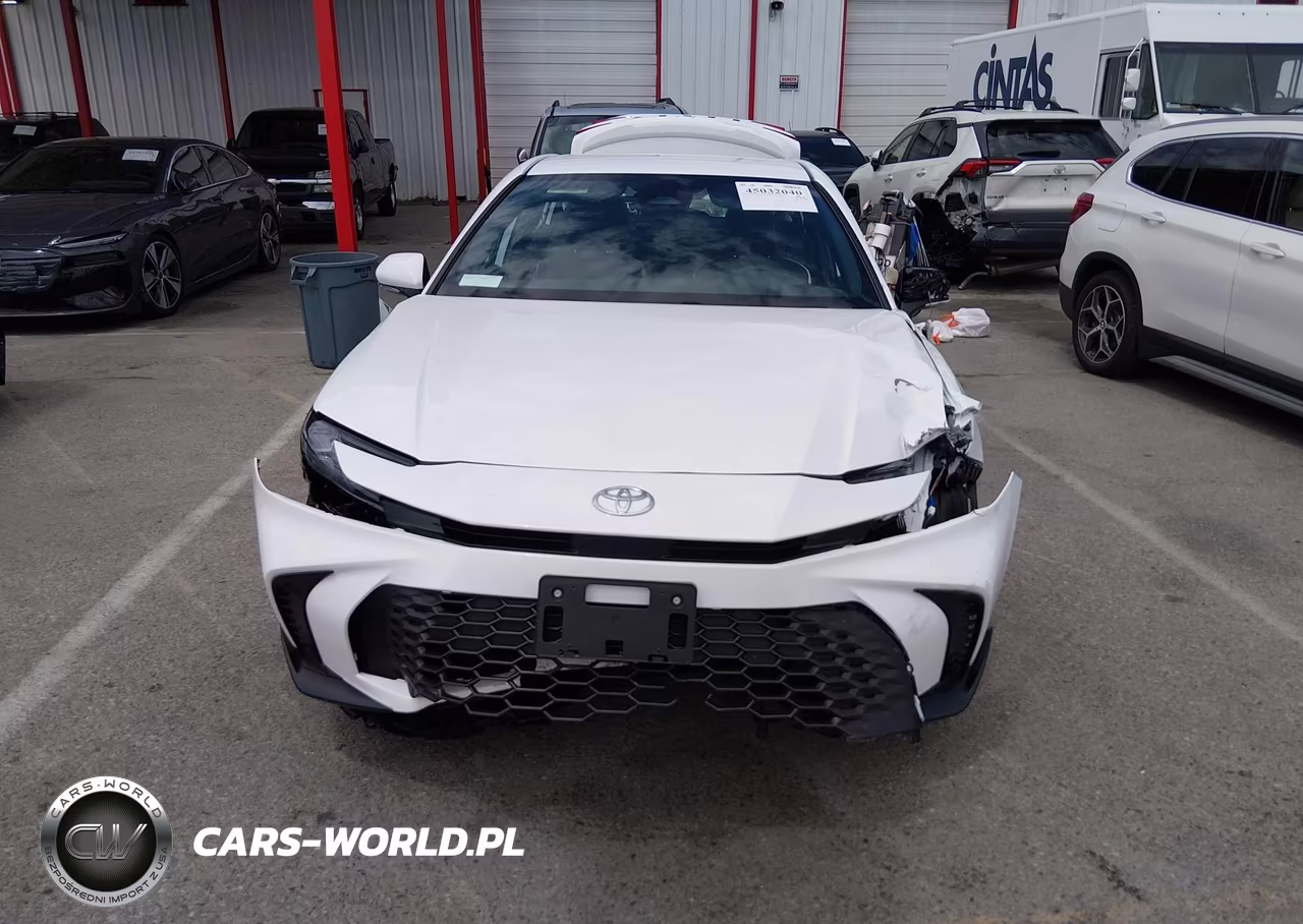 2026 Toyota Camry Se VIN:4T1DAACK1TU706887 - 13