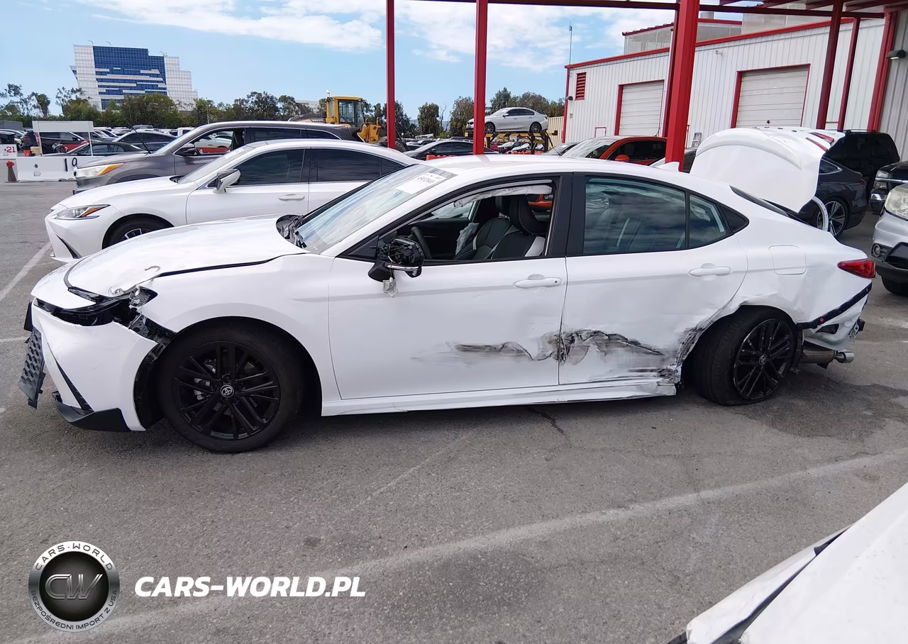 2026 Toyota Camry Se VIN:4T1DAACK1TU706887 - 15