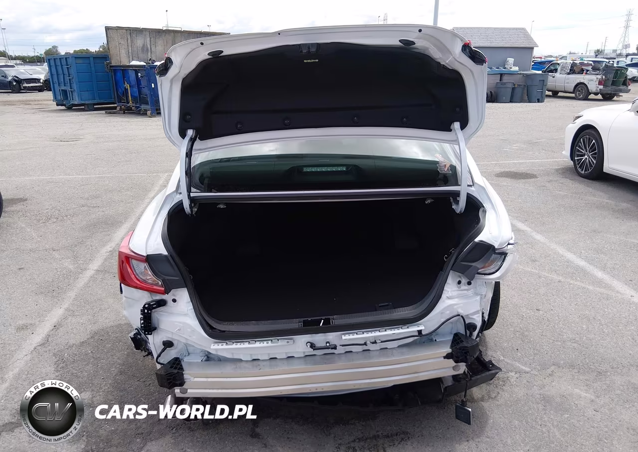 2026 Toyota Camry Se VIN:4T1DAACK1TU706887 - 17