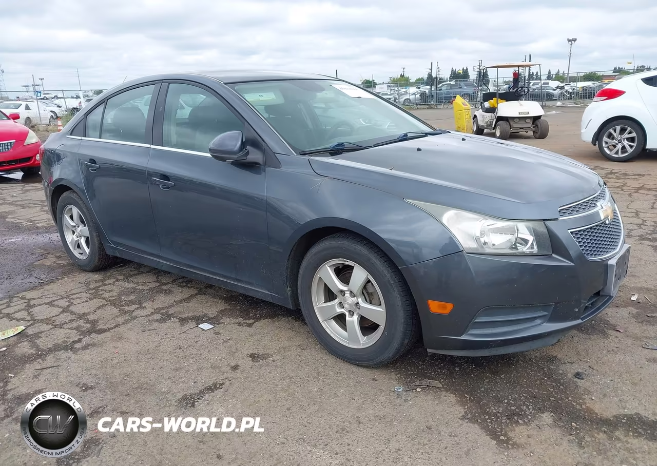 2013 Chevrolet Cruze 1Lt Auto – zdjęcie 1 z 11