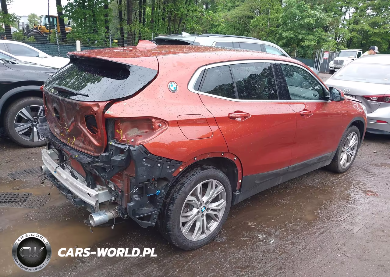 2018 BMW X2 xDrive28I VIN:WBXYJ5C34JEF82262 - 4