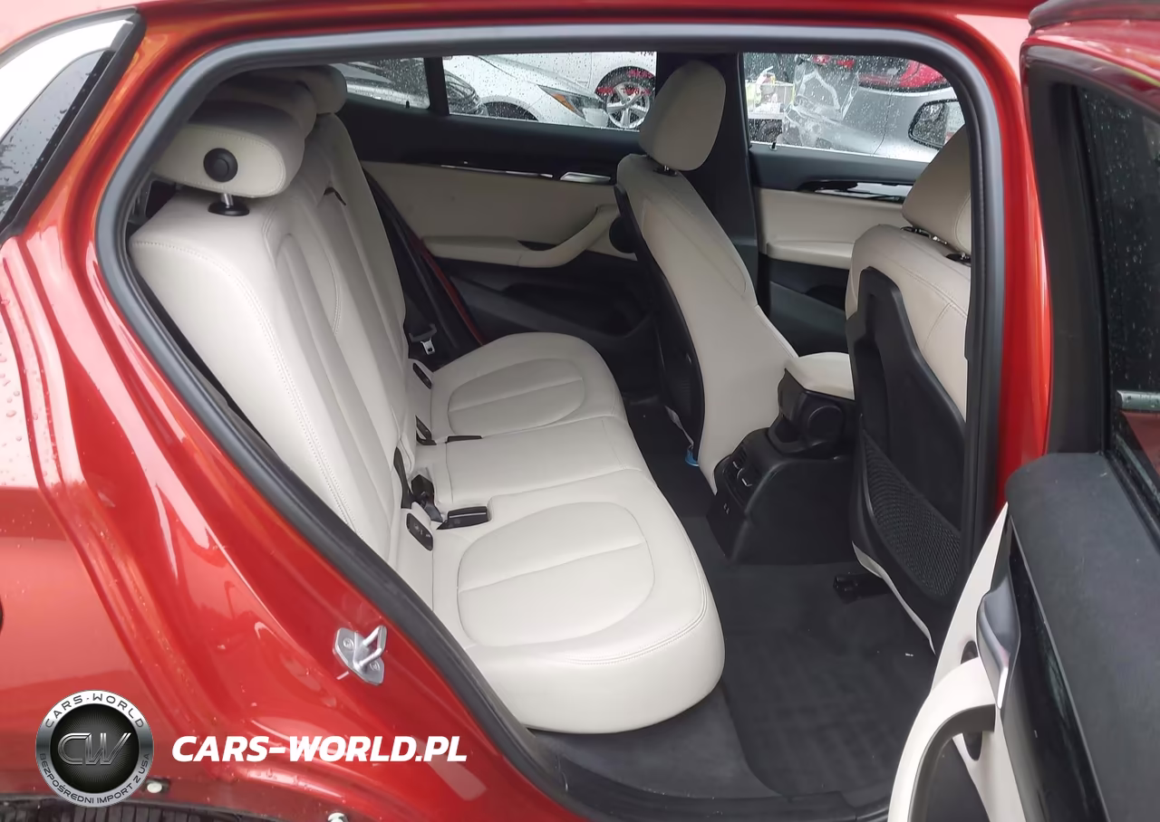 2018 BMW X2 xDrive28I VIN:WBXYJ5C34JEF82262 - 8