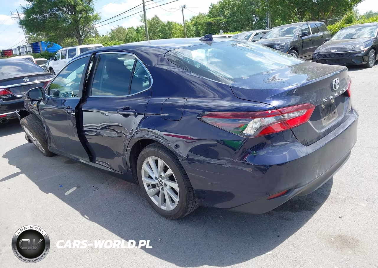 2022 Toyota Camry Le VIN:4T1R11AK8NU069329 - 3