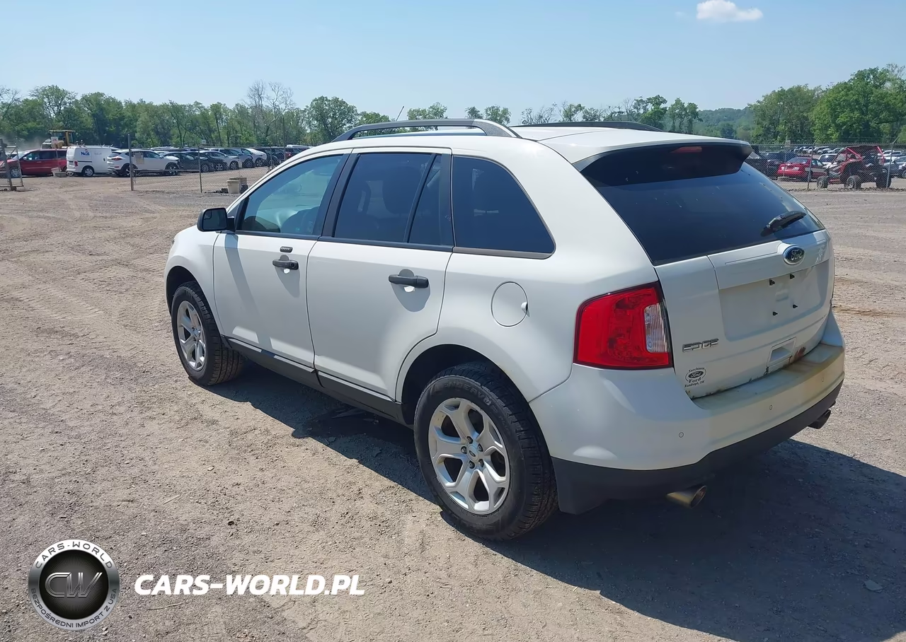 2013 Ford Edge Se VIN:2FMDK4GC7DBB74103 - 3