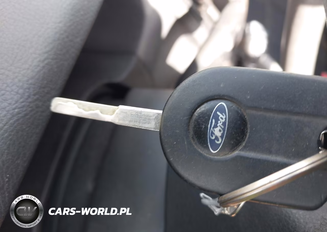 2015 Ford Focus Se VIN:1FADP3K28FL368775 - 11