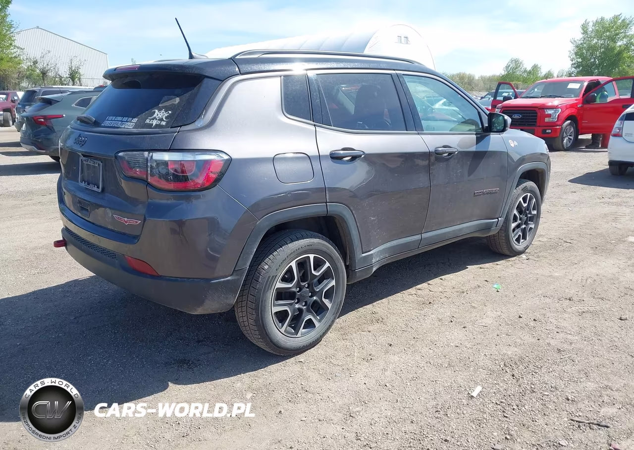 2021 Jeep Compass Trailhawk 4X4 VIN:3C4NJDDBXMT599097 - 4