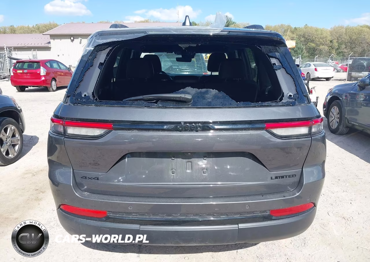 2025 Jeep Grand Cherokee Limited 4X4 VIN:1C4RJHBG9SC270519 - 16
