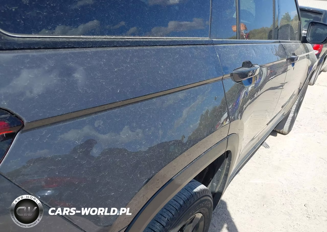 2025 Jeep Grand Cherokee Limited 4X4 VIN:1C4RJHBG9SC270519 - 20