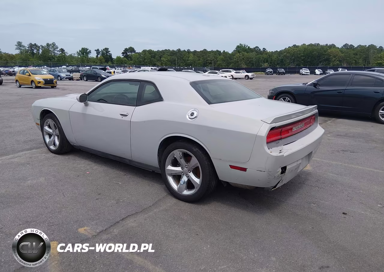 2013 Dodge Challenger Sxt VIN:2C3CDYAG9DH612473 - 3