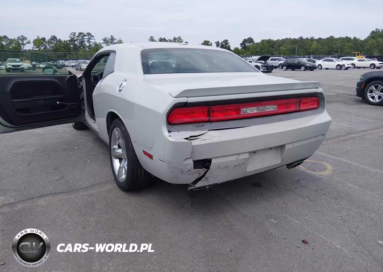 2013 Dodge Challenger Sxt VIN:2C3CDYAG9DH612473 - 6