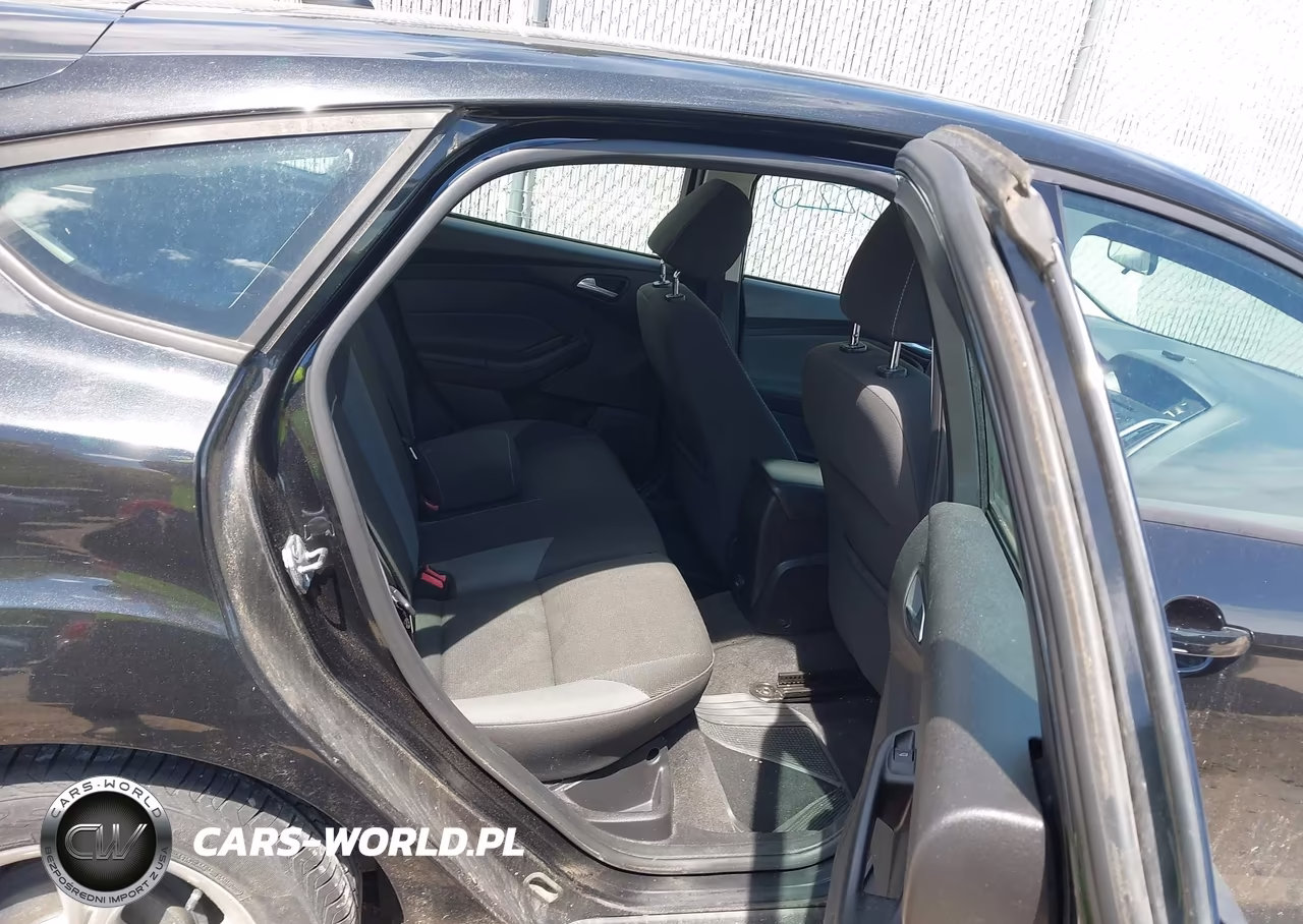 2013 Ford Focus Se VIN:1FADP3K27DL155541 - 8