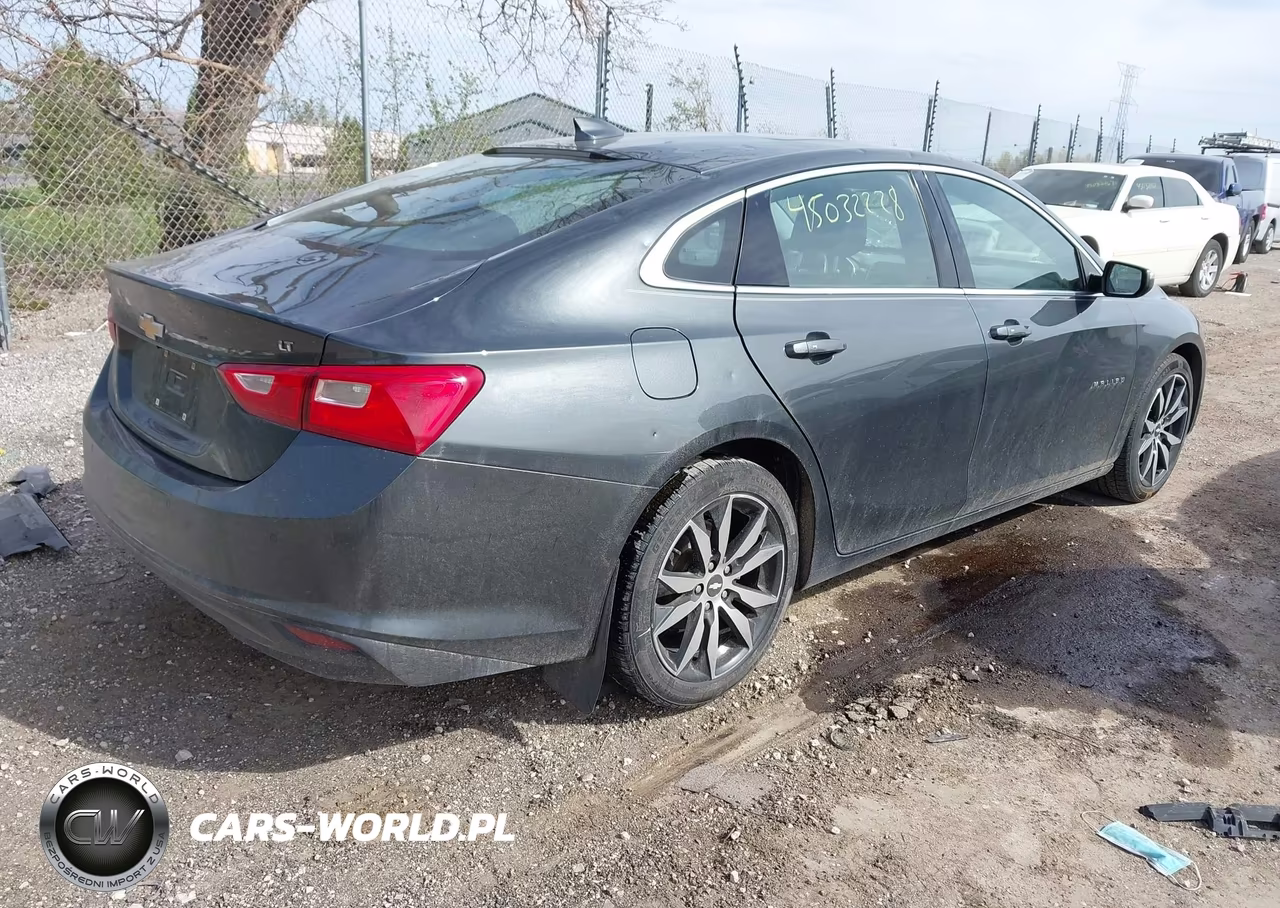 2017 Chevrolet Malibu 1Lt VIN:1G1ZE5ST0HF100307 - 4