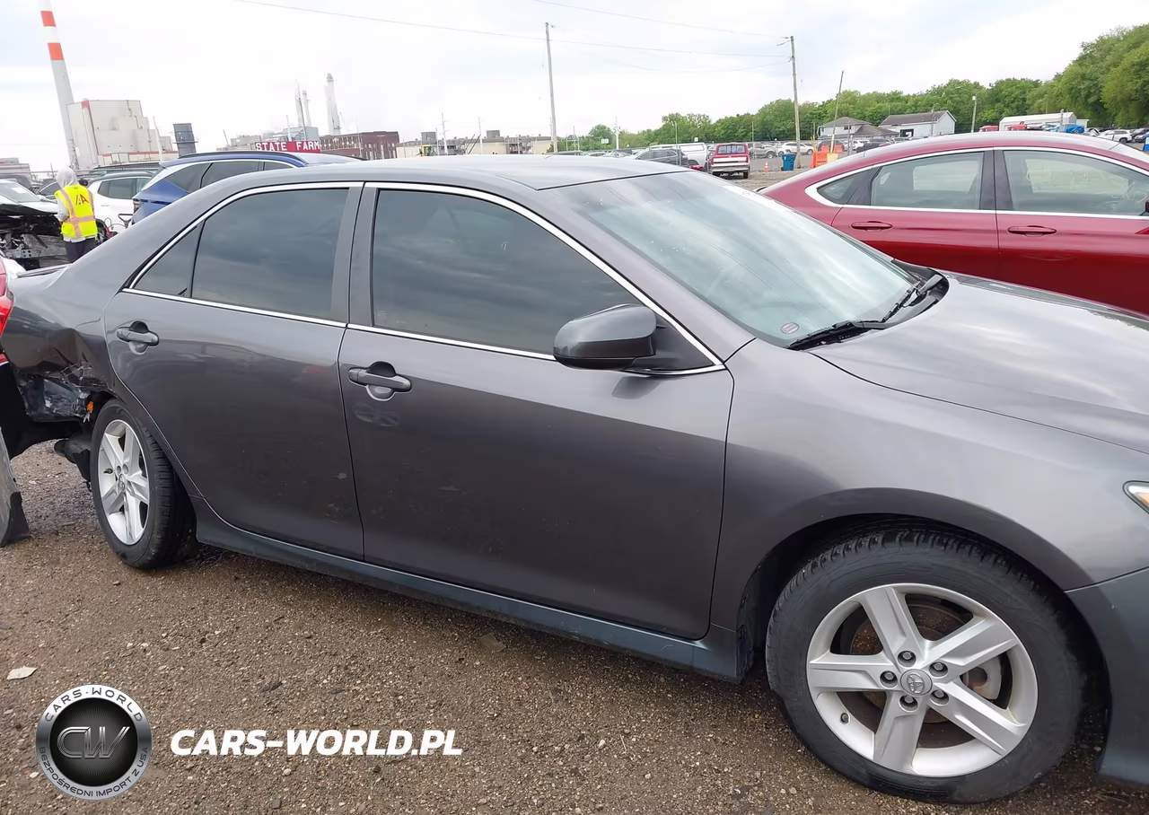 2013 Toyota Camry Se VIN:4T1BF1FK7DU287434 - 13
